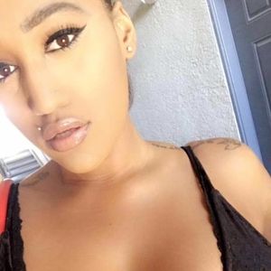 Meet your Posher, Briana